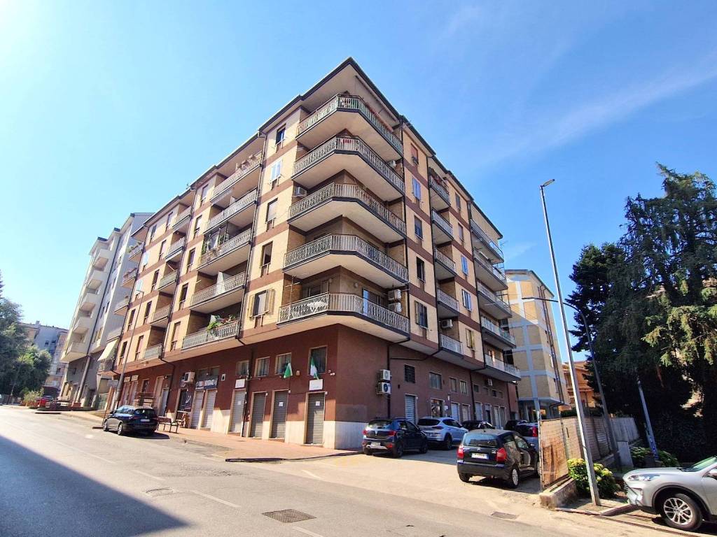 Appartamento a Avellino in Via dei Due Principati, 216 - Foto 2