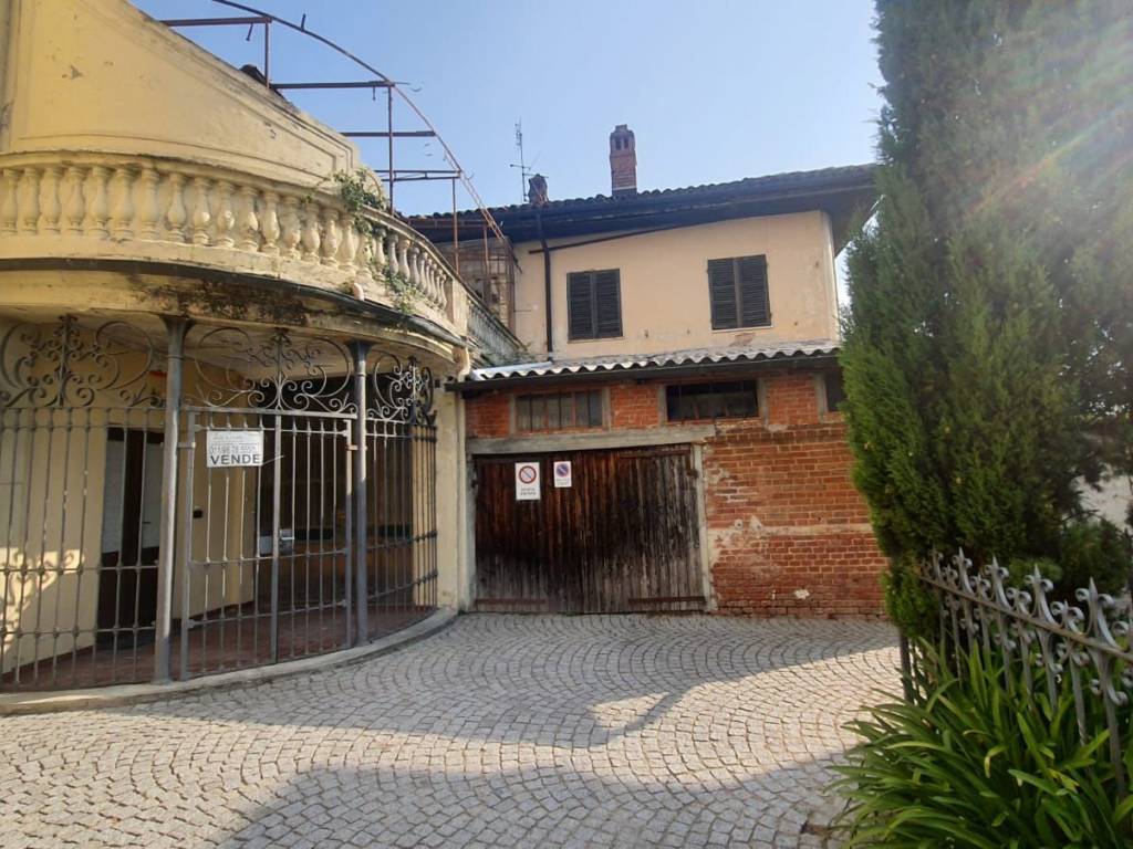 Casa indipendente a Passerano marmorito in Via San Lorenzo, 5 - Foto 3