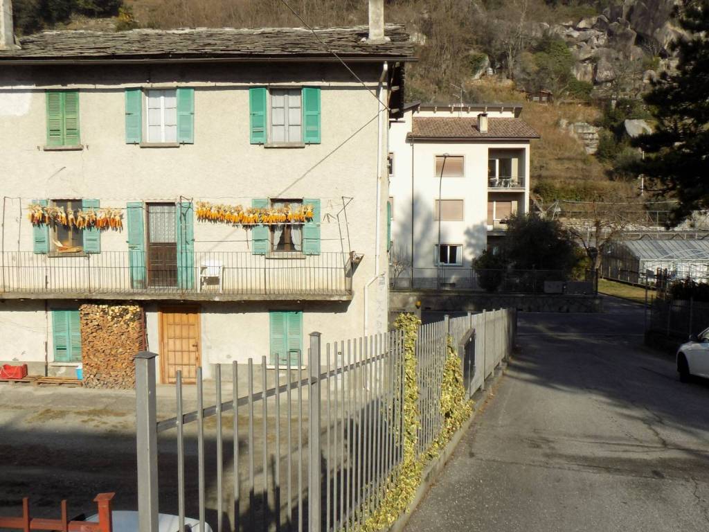 Casa indipendente a Chiavenna in Via Giosuè Carducci - Foto 3