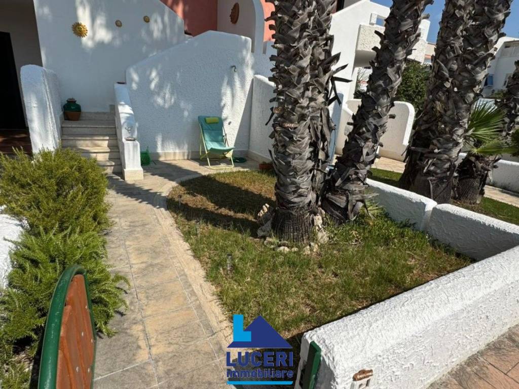 Casa indipendente a Gallipoli in Viale degli Oleandri - Foto 4
