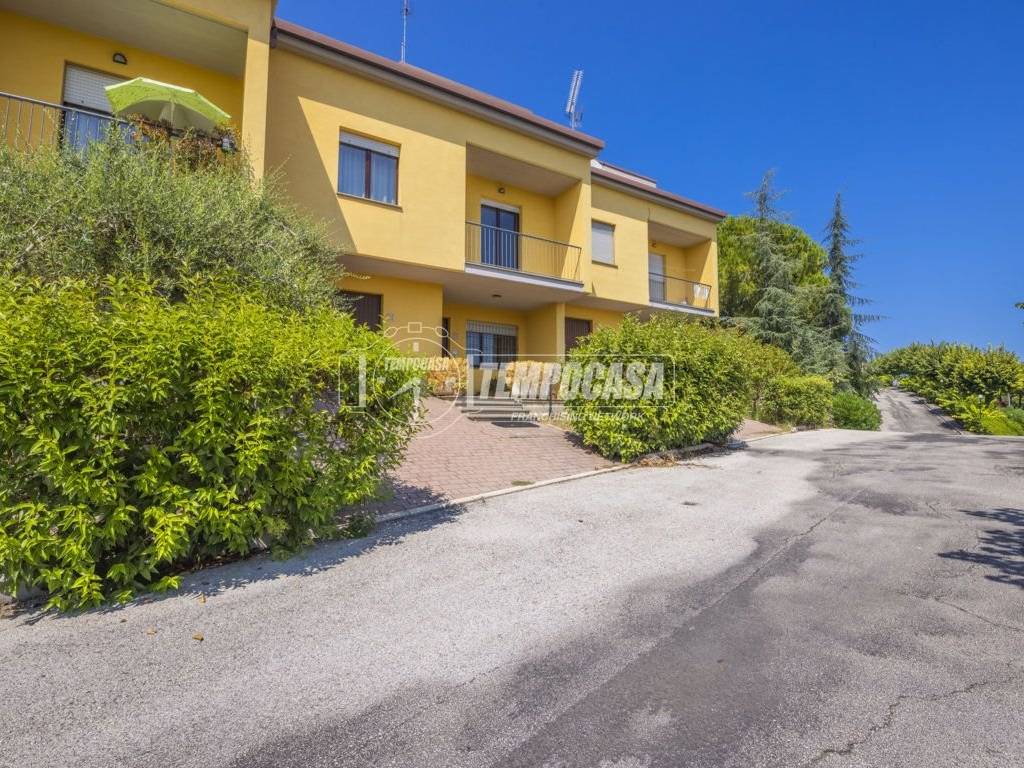 Appartamento a Monte san giusto in Via AMENDOLA 78 - Foto 2