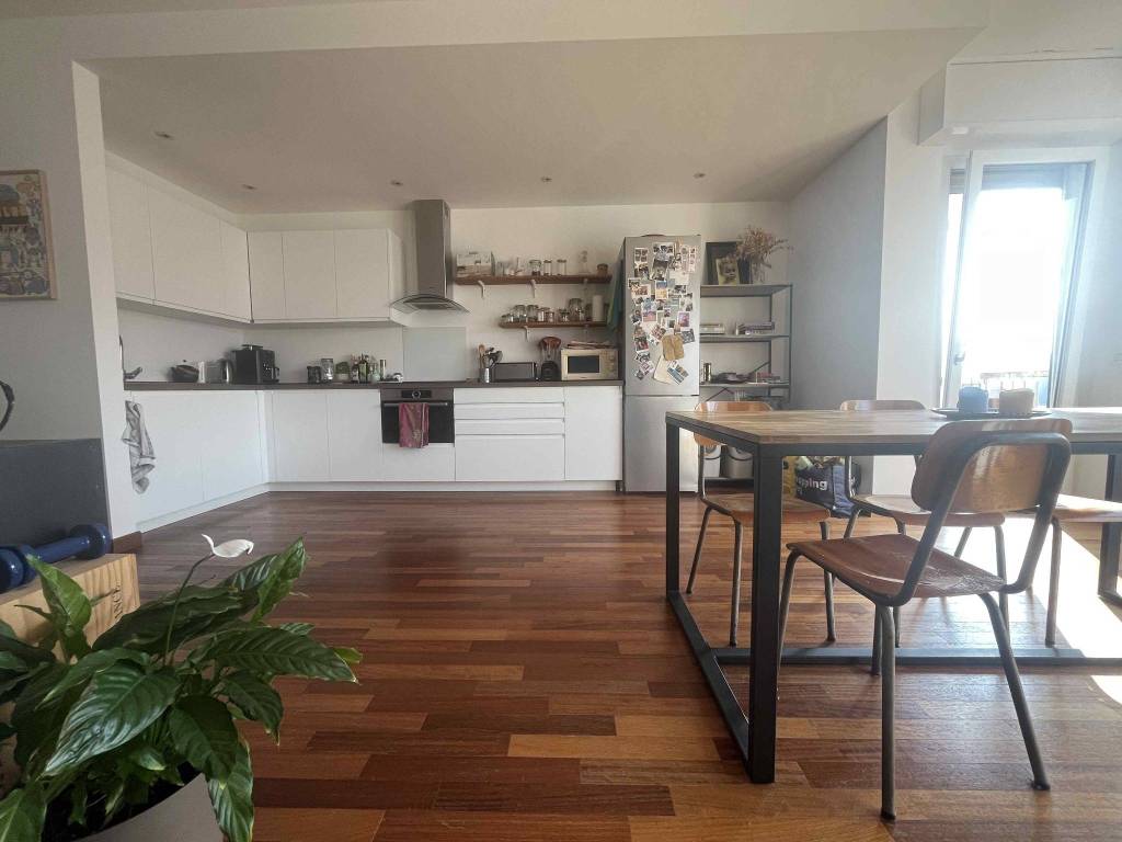 Appartamento a Sesto calende in Via dell'Olmo - Foto 2