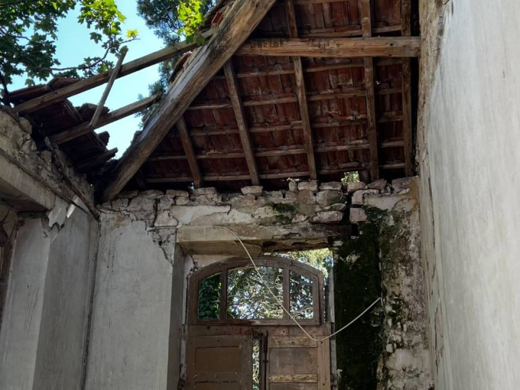 Villa a Assisi in Strada Provinciale di Petrignano di Assisi - Foto 3