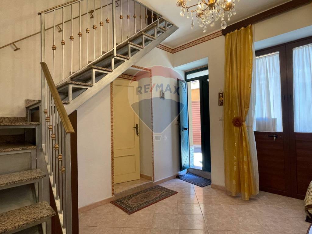 Casa indipendente a Francavilla di sicilia in via Diaz, 88 - Foto 2