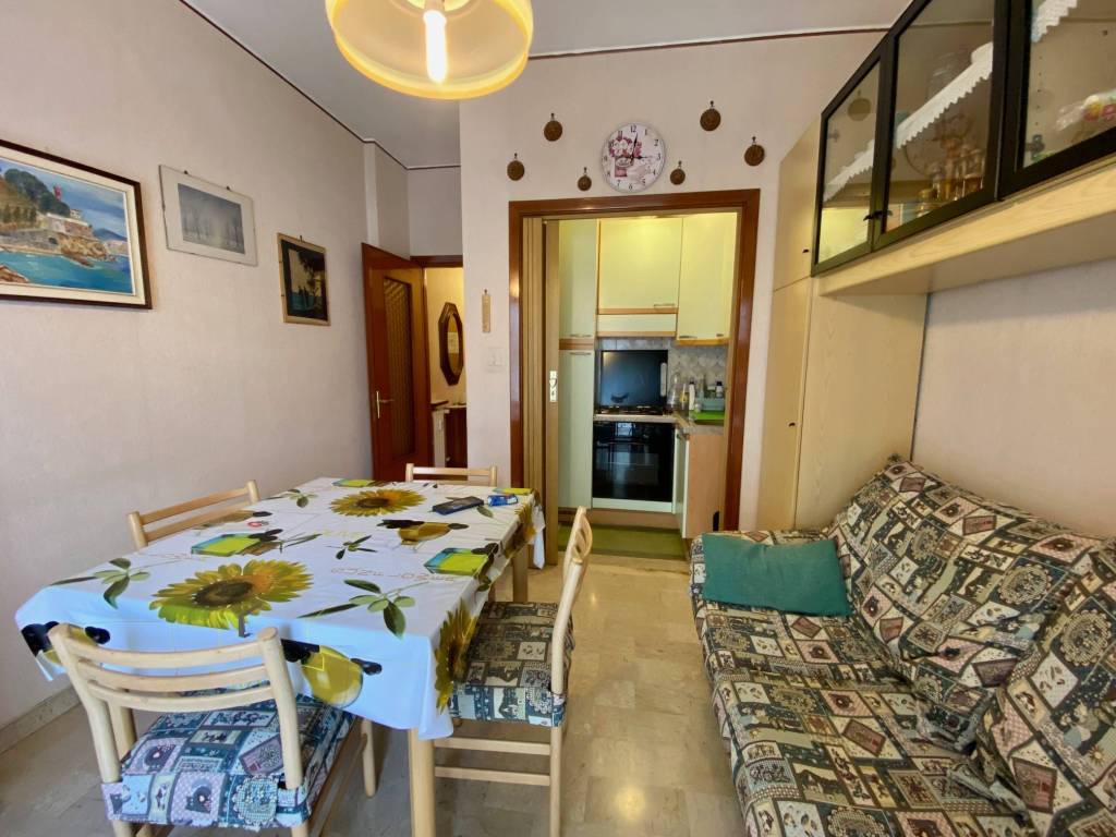 Appartamento a Ceriale in Via Eroi Cerialesi - Foto 4