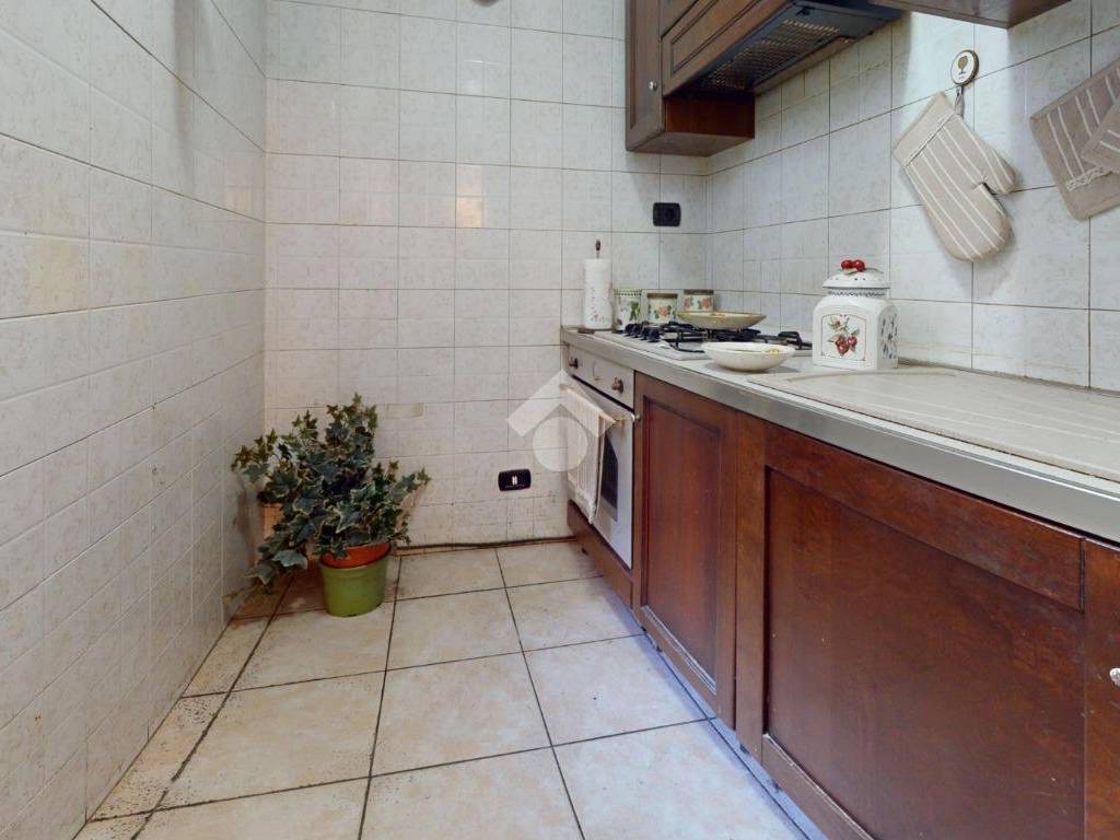 Casa indipendente a Francavilla fontana in Via Santa Cesarea - Foto 5
