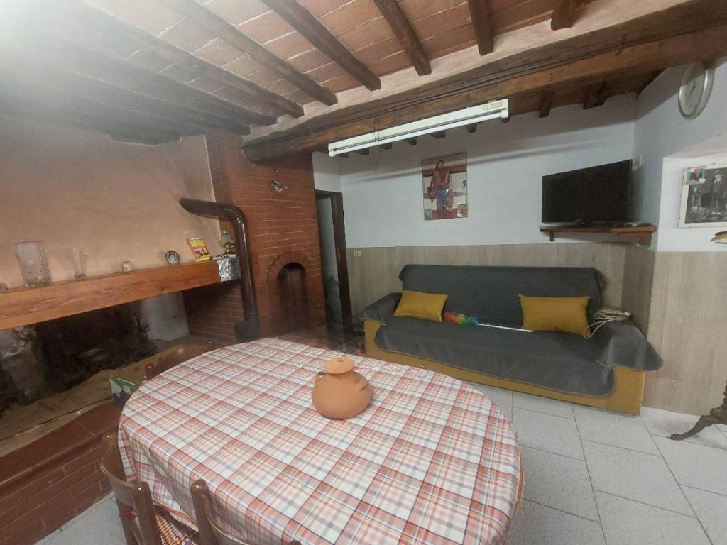 Casa indipendente a Castelfranco piandisco in Via Roma - Foto 2