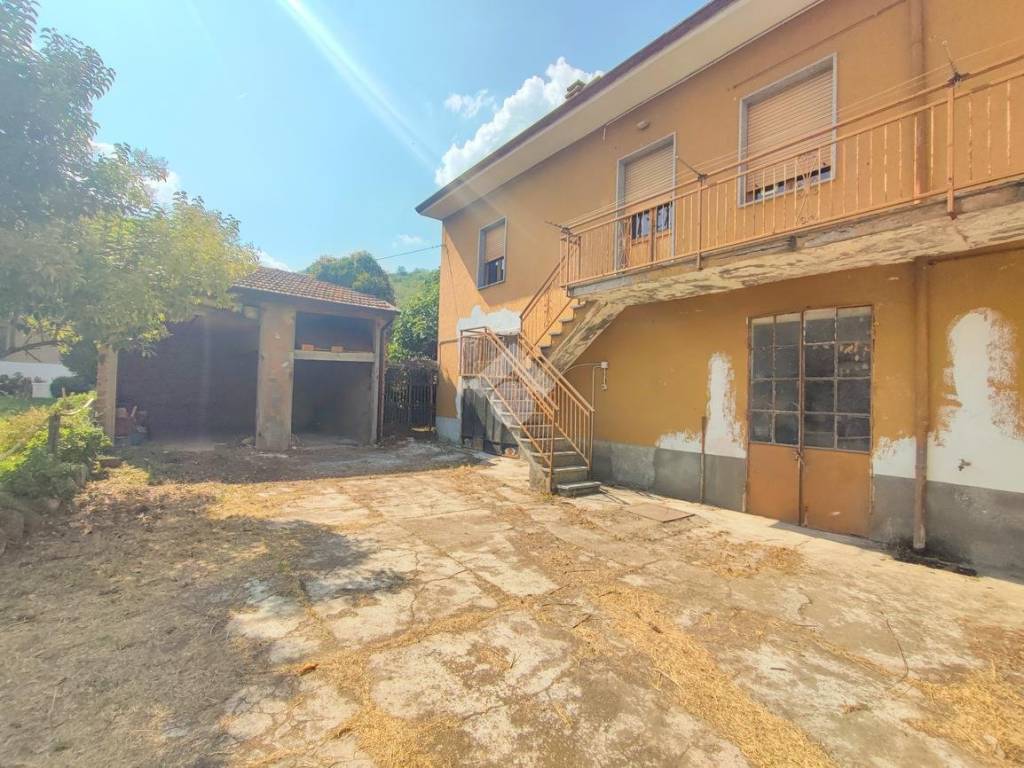 Casa indipendente a Avolasca in Strada Comunale Tortona Garbagna, 18 - Foto 3