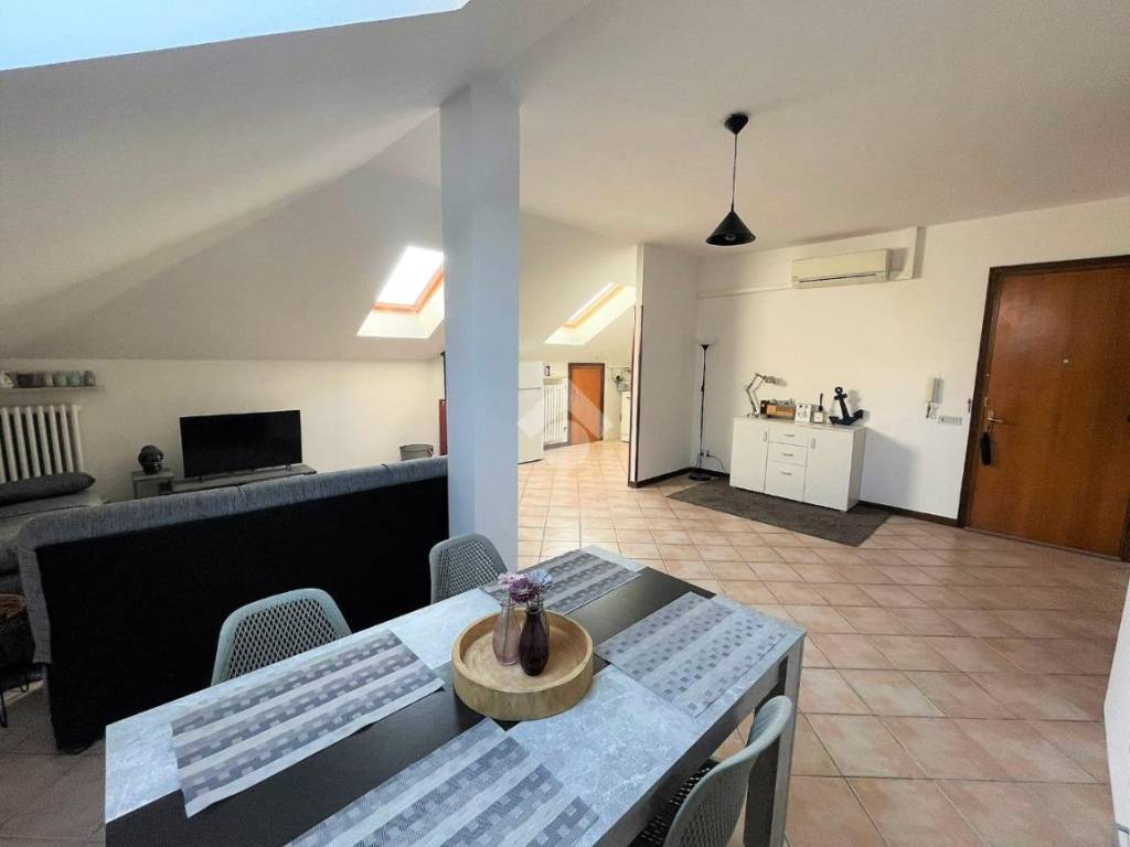 Appartamento a Mantova in Str. Montata - Foto 4