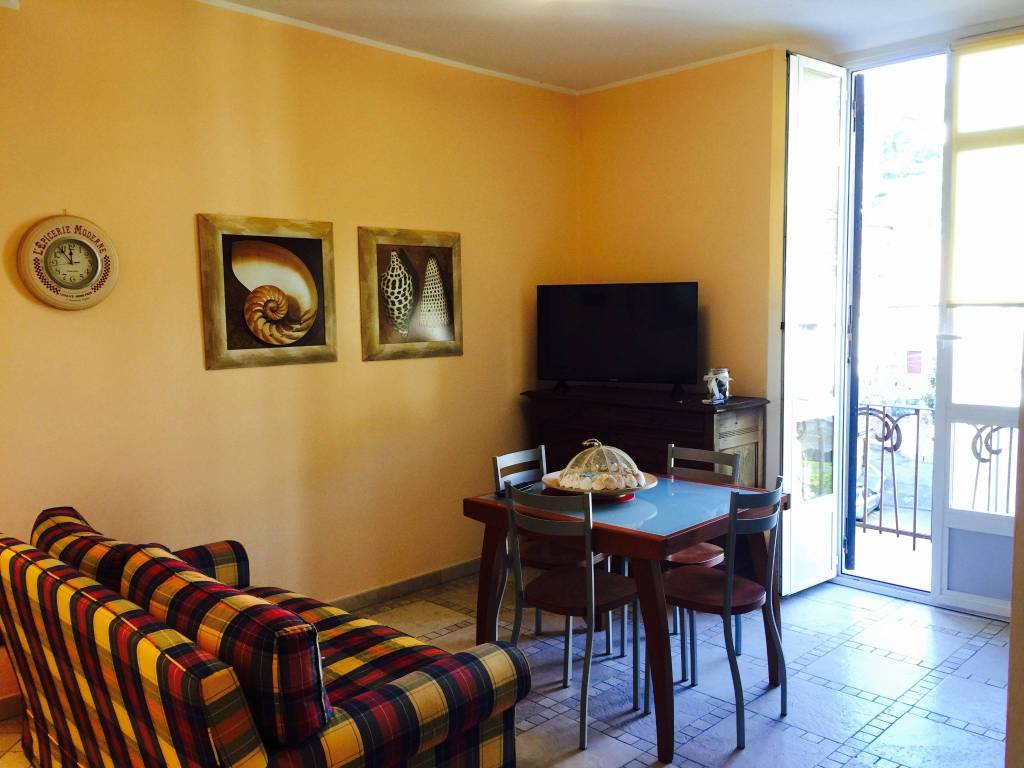 Appartamento a Alassio in Viale Daniel Hanbury, 24 - Foto 3