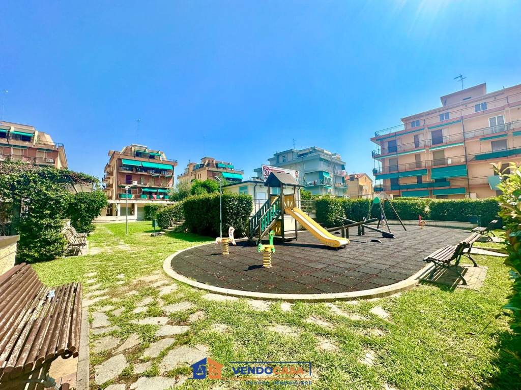 Appartamento a Borghetto santo spirito in Via Giardini - Foto 4