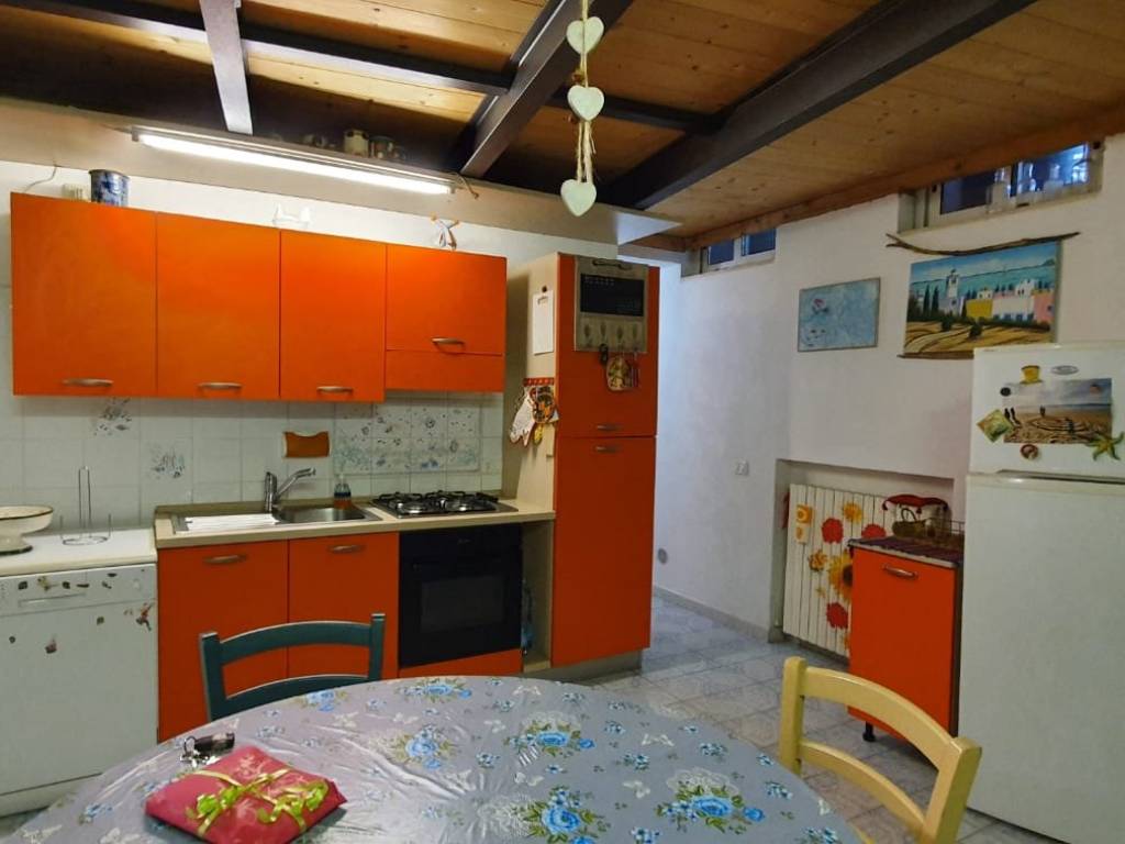 Appartamento a Follonica in Via Curtatone, 2 - Foto 5