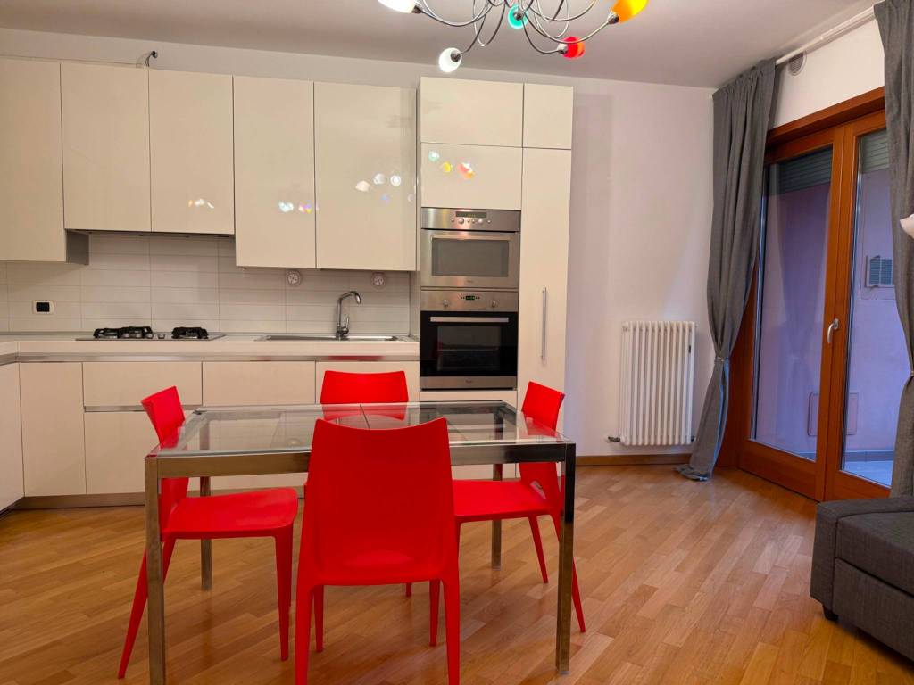 Appartamento a Civitanova marche in Via VIALE SANTA RITA, 8 - Foto 4