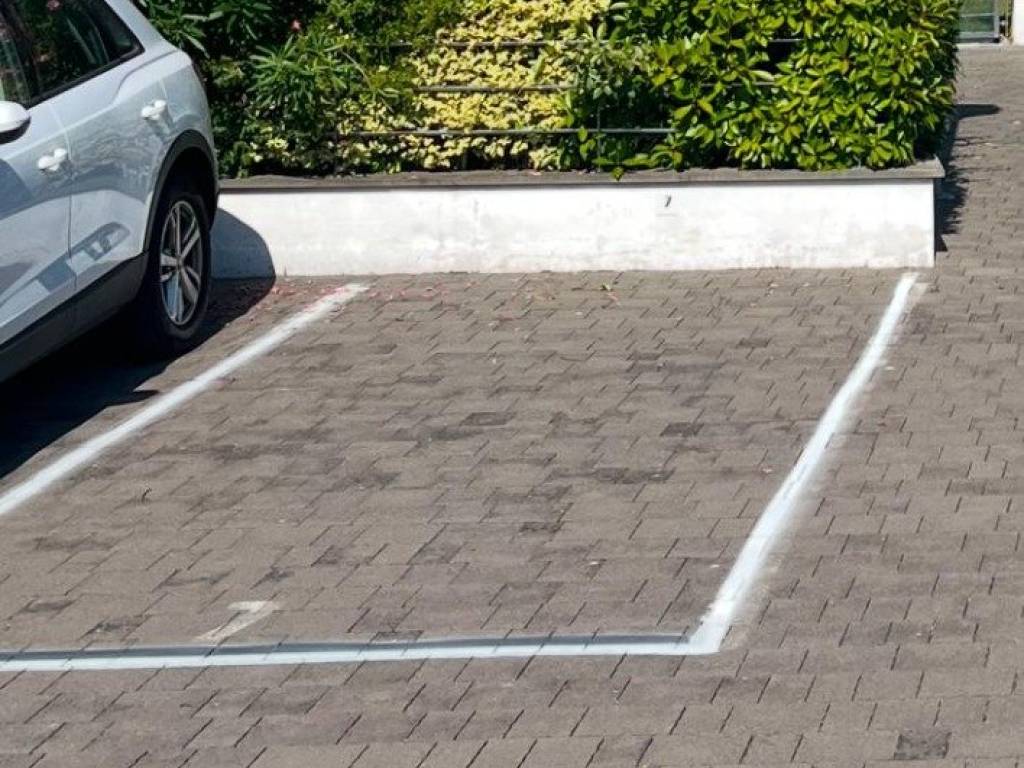 Box / garage a Cervia in Via Monte Cimone, 11 - Foto 4