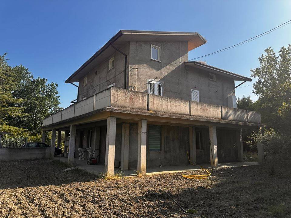 Villa a Casoli in Contrada Guarenna Nuova 119 - Foto 2