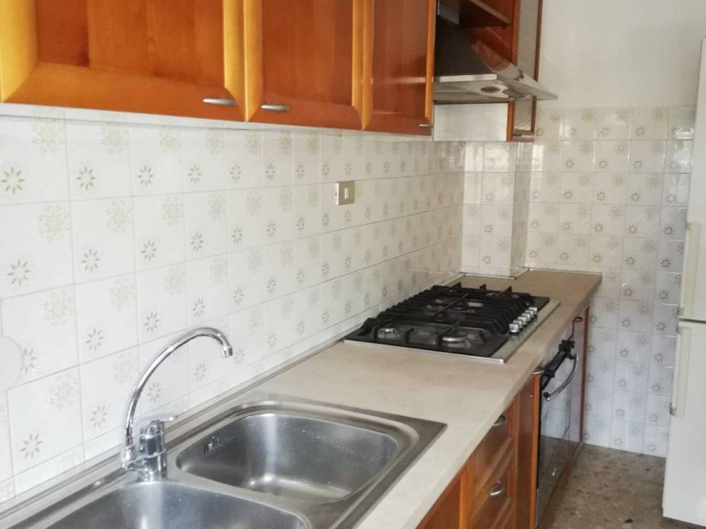 Appartamento a Civitanova marche in Via Romagna - Foto 5