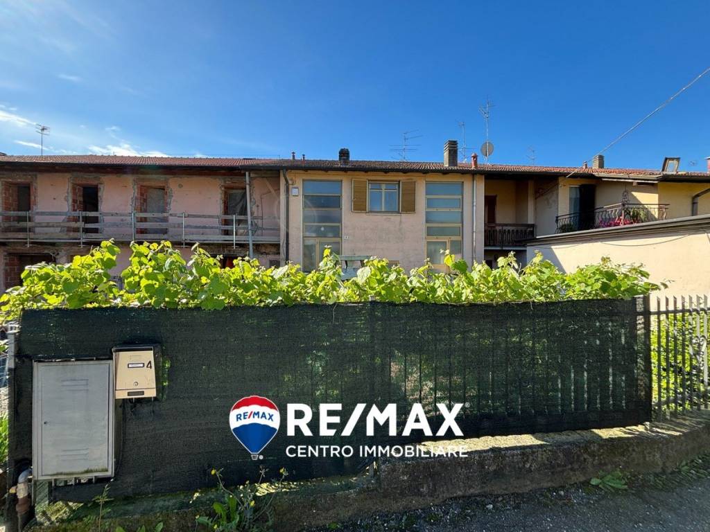 Casa indipendente a Arcisate in Via Domenico Scarlatti - Foto 2