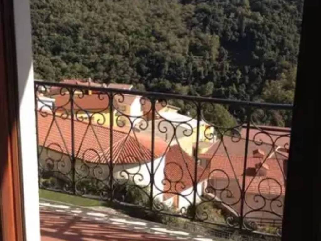Palazzo / stabile a Desulo in Via Cagliari - Foto 2