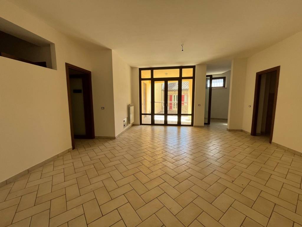 Appartamento a Cortona in Via Vittorio Veneto - Foto 3