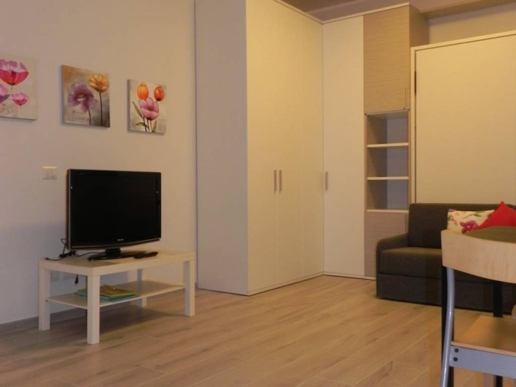 Appartamento a Cernusco sul naviglio in Via Santa Caterina da Siena, 9 - Foto 2