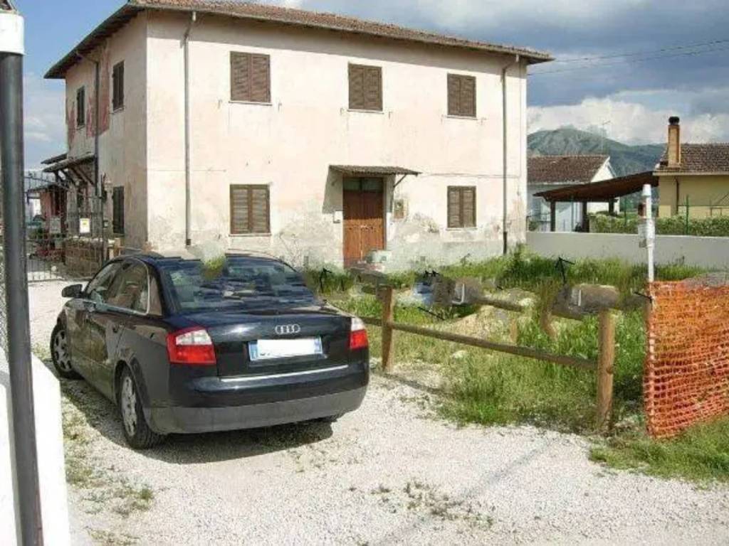 Rustico / casale a Trasacco in Strada 38 - Foto 2