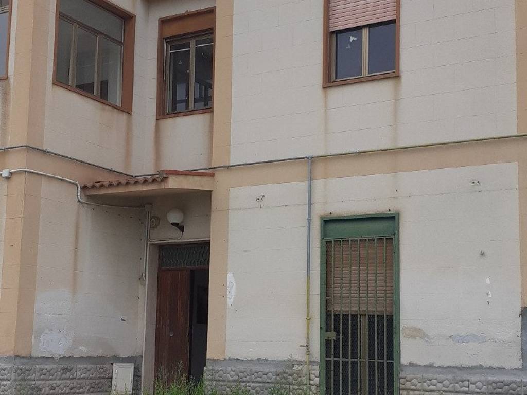 Villa a Caltanissetta in Via Salvatore Averna - Foto 2