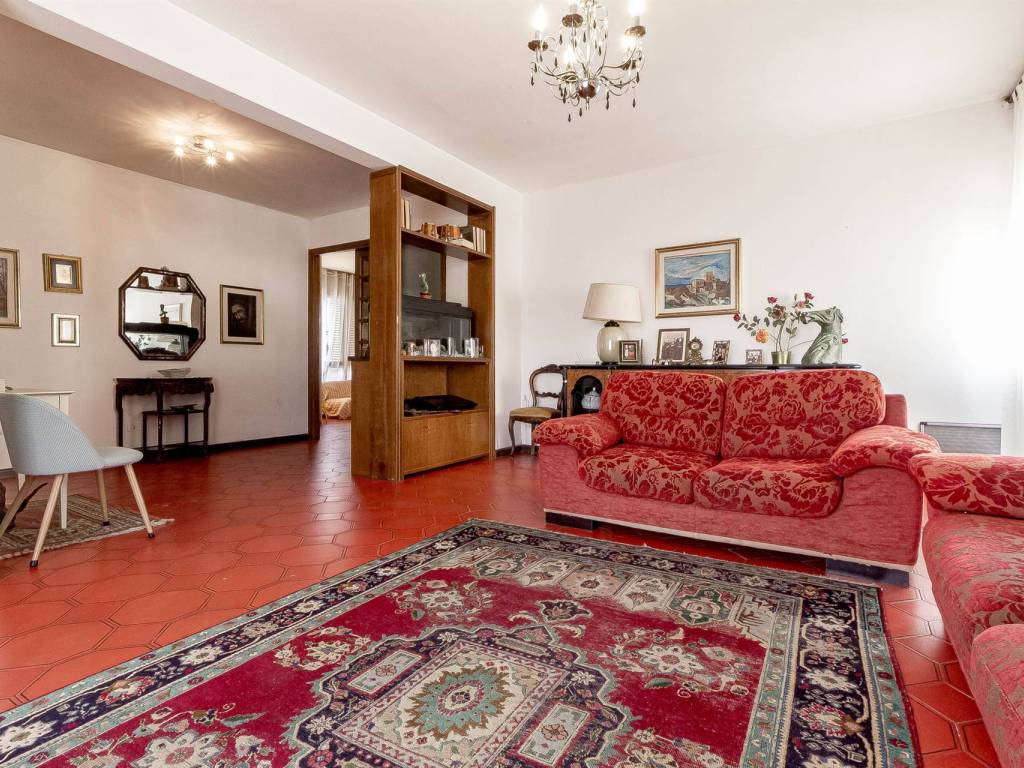 Appartamento a Sassari in Via Salvatore Marras - Foto 3