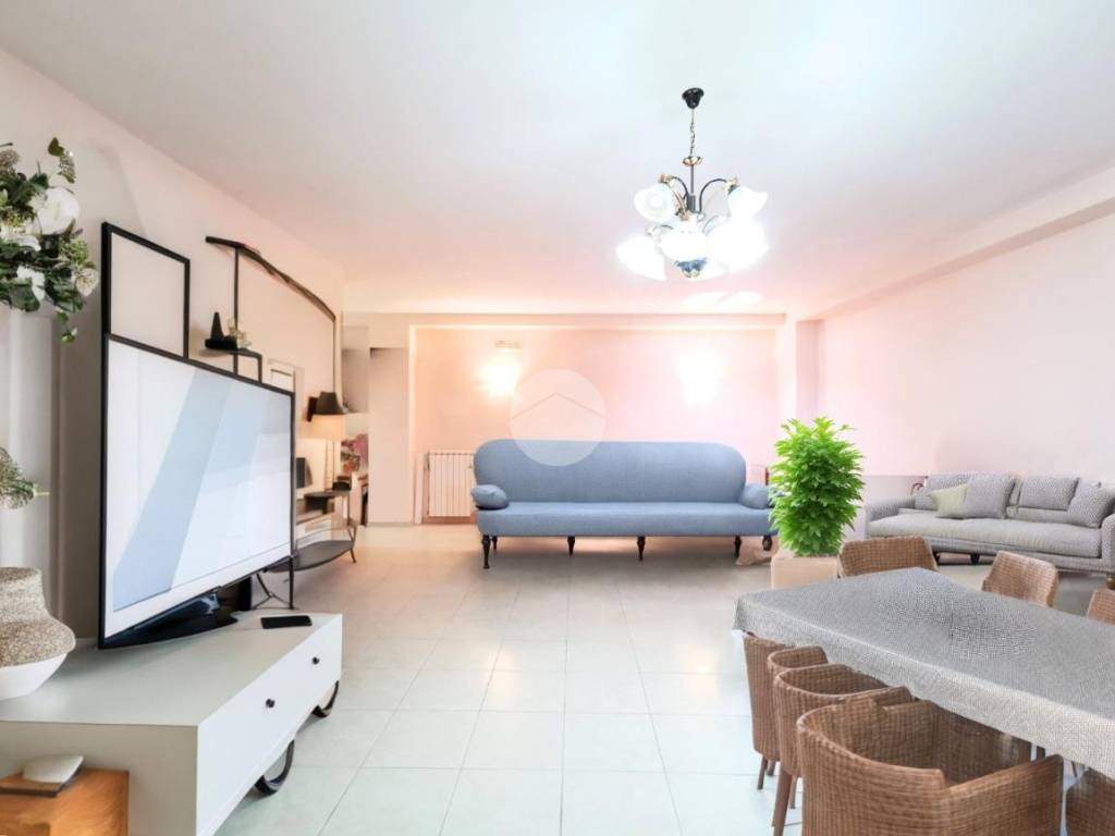 Casa indipendente a Lucera in Via Paolo Colasanto, 26 - Foto 2