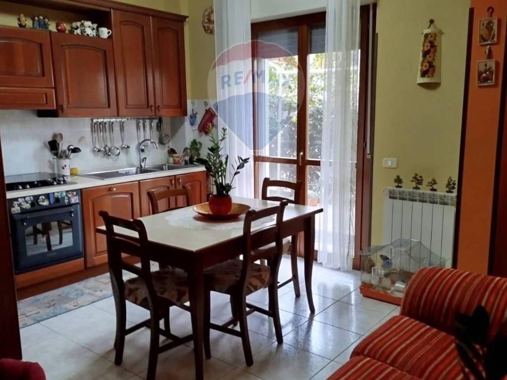 Appartamento a Latina in Via Suessa Pometia, 18 - Foto 3