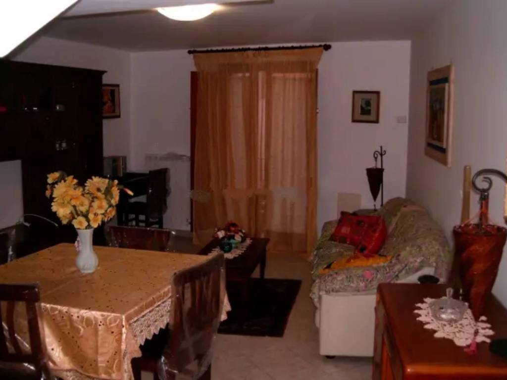 Appartamento a San bartolomeo in galdo in Vicolo Fiorilli - Foto 3