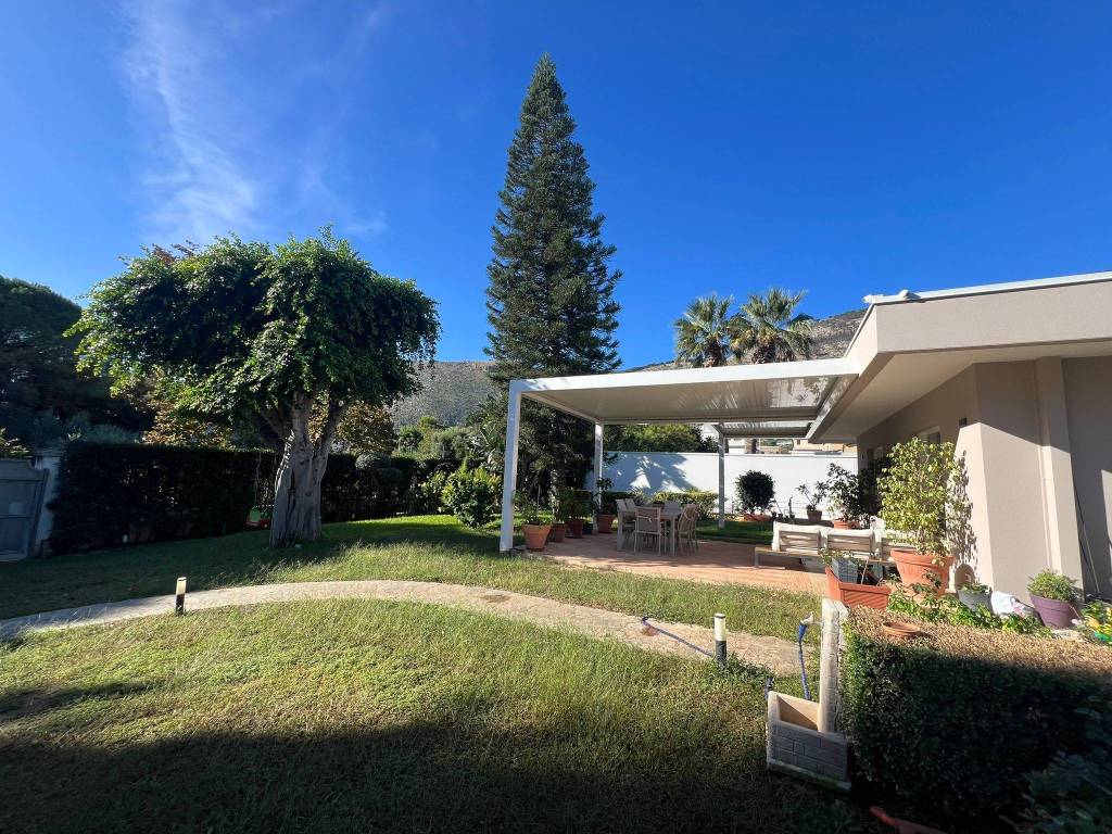 Villa a Palermo in Via Tommaso Natale, 91 - Foto 4