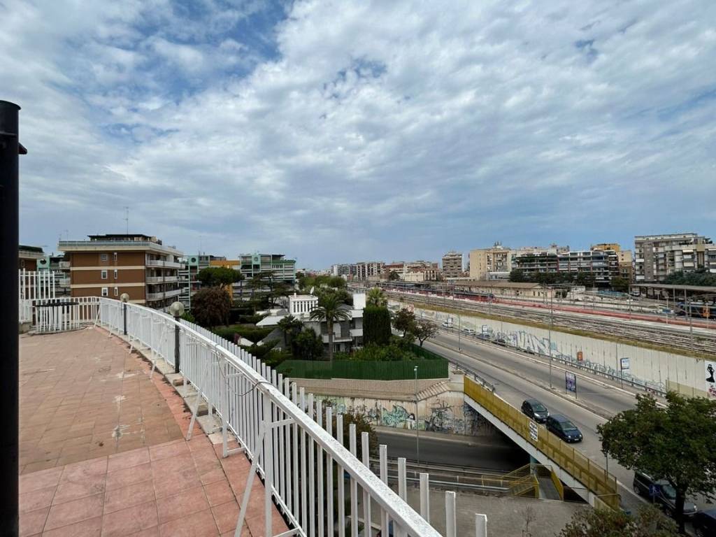 Appartamento a Barletta in Via Vittorio Veneto - Foto 4