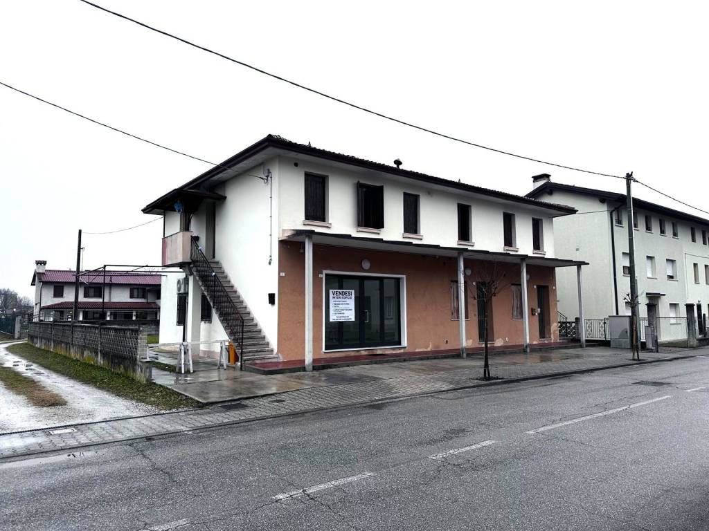 Palazzo / stabile a Sesto al reghena - Foto 2