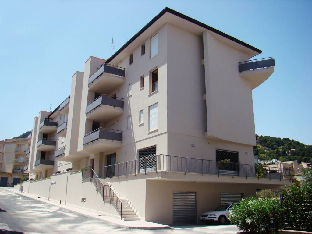 Immobile a Alcamo in Via Leonardo Impellizzeri - Foto 4