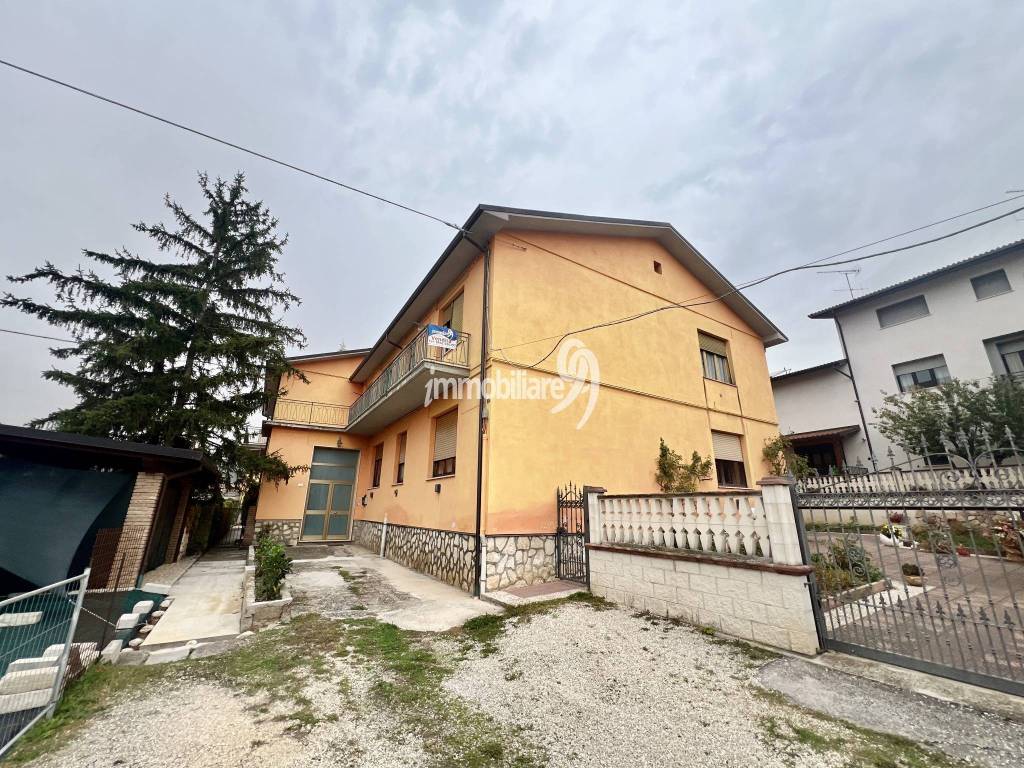Appartamento a L'aquila in Via Santa Croce - Foto 2