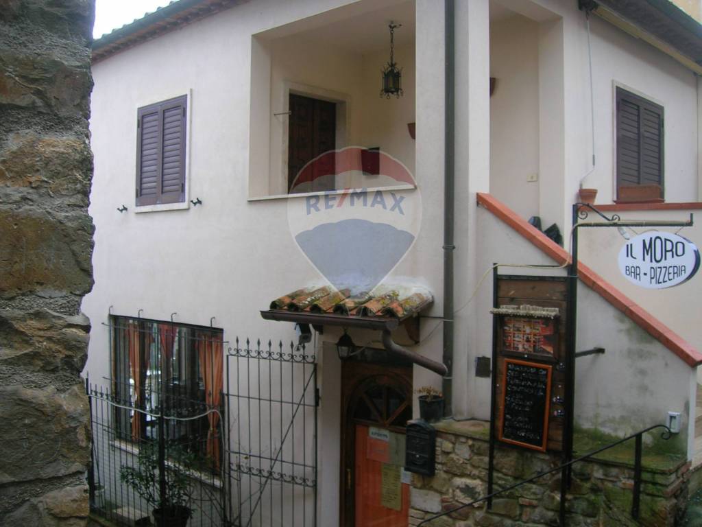 Appartamento a Manciano in via giovanni conti, 3 - Foto 2