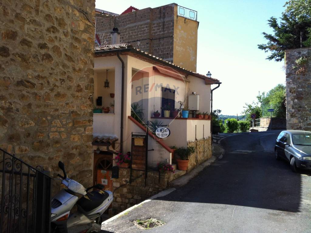 Appartamento a Manciano in via giovanni conti, 3 - Foto 4