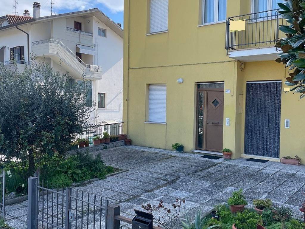 Appartamento a Vallefoglia in Viale Roma - Foto 2