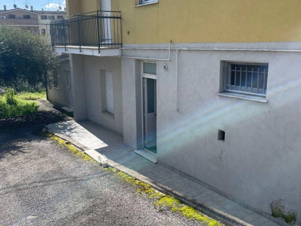 Appartamento a Vallefoglia in Viale Roma - Foto 3