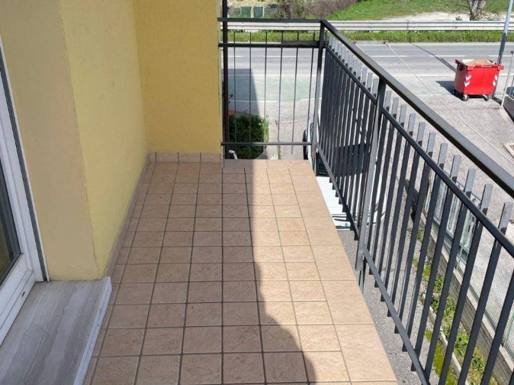 Appartamento a Vallefoglia in Viale Roma - Foto 5