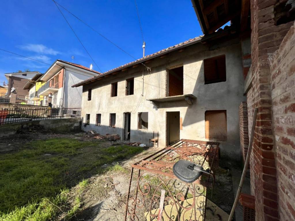 Rustico / casale a Montiglio monferrato in Frazione Carboneri, 74 - Foto 2