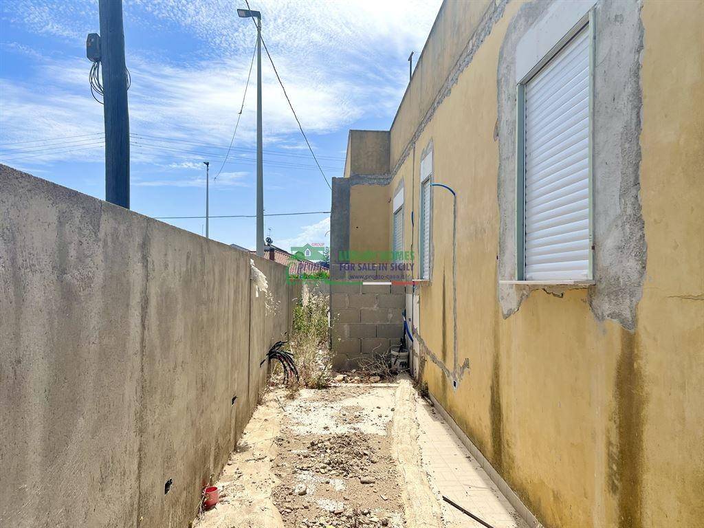 Villetta a schiera a Santa croce camerina in via monti iblei - Foto 4