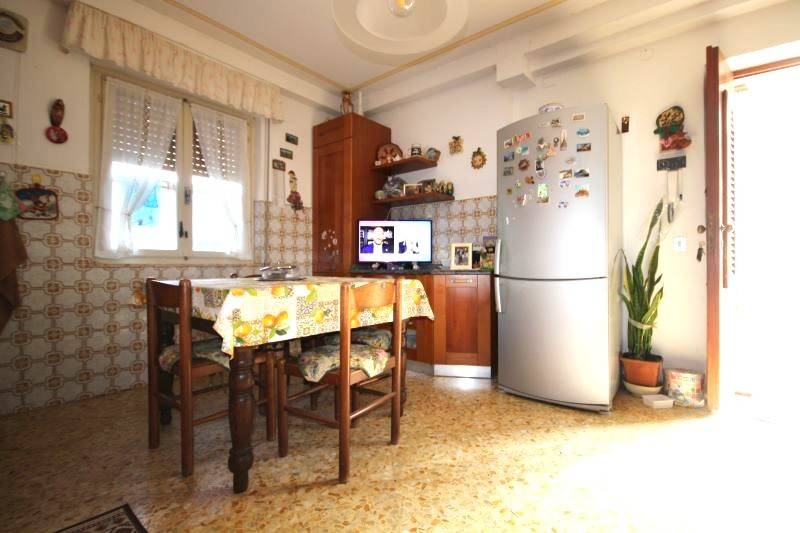 Casa indipendente a Campiglia marittima in Via Chiusagrande - Foto 2