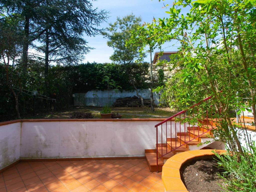 Casa indipendente a Numana in Via dei Tigli, 7 - Foto 2