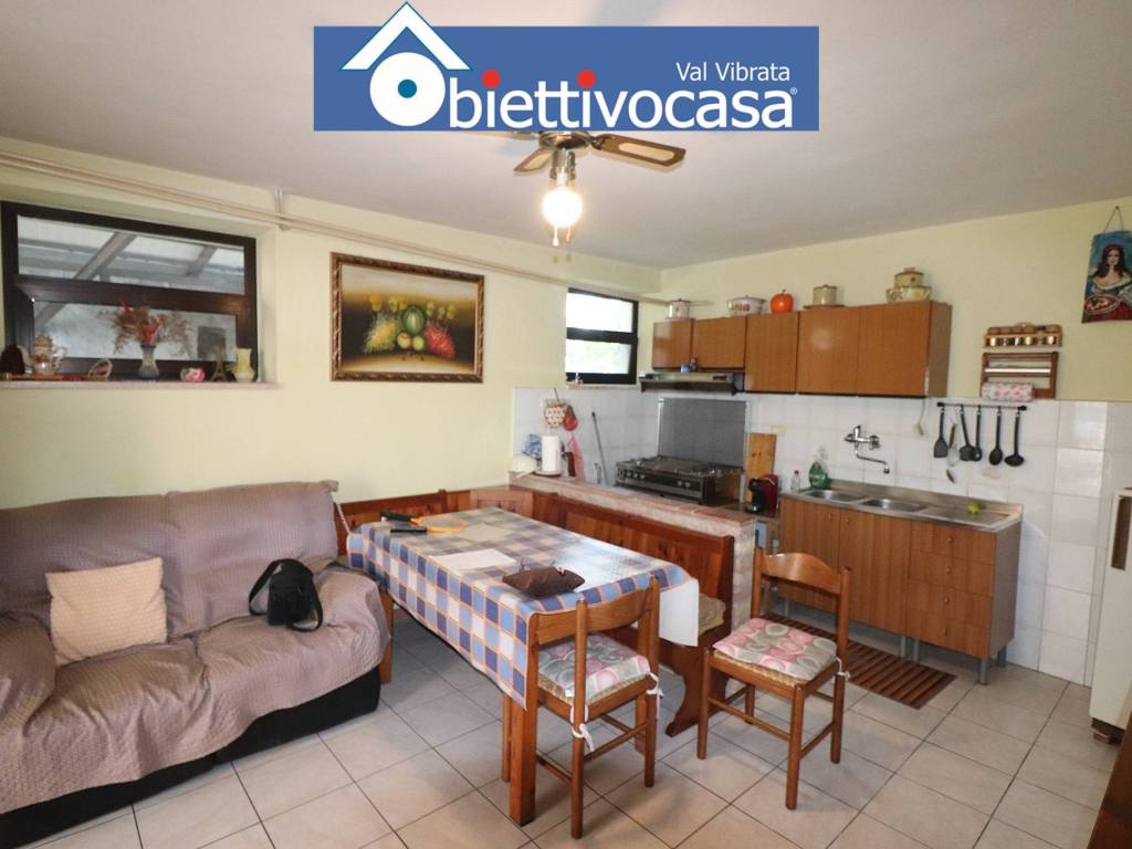 Casa indipendente a Colledara in Viale Olivetti - Foto 5