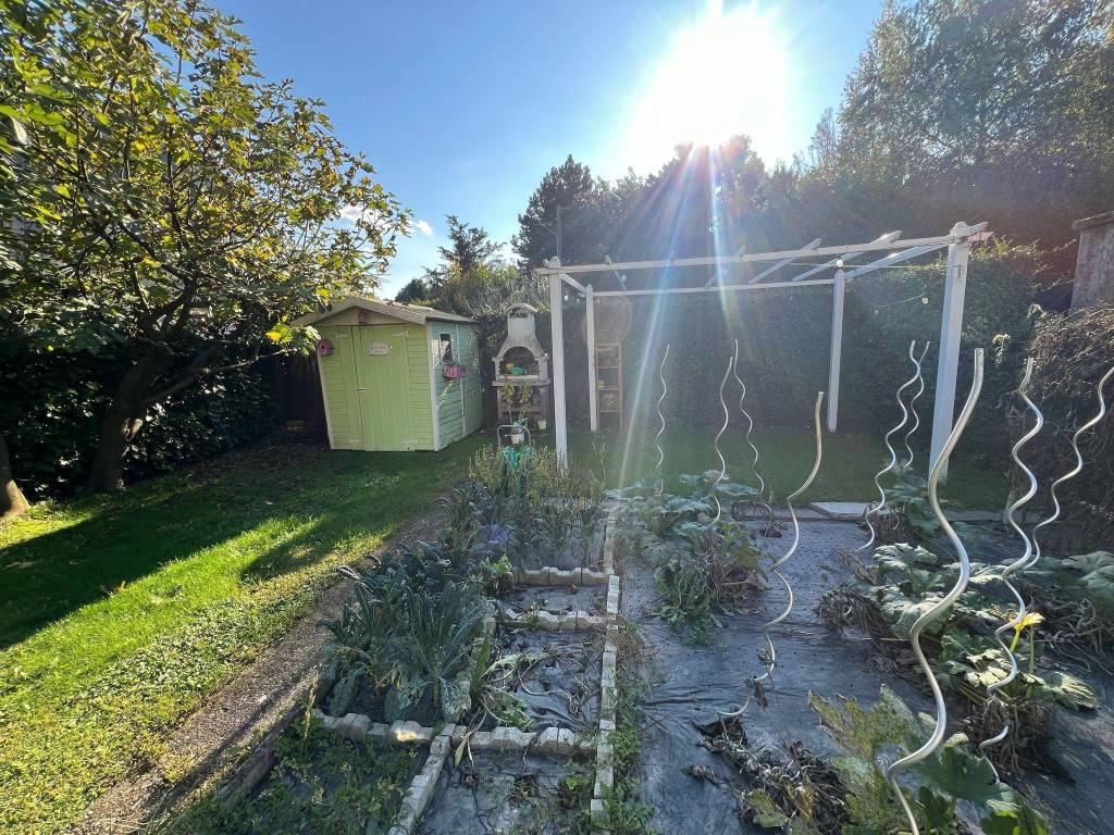 Appartamento a Caronno varesino in Via Giuseppe Verdi - Foto 4