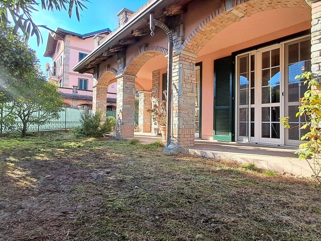 Appartamento a Travedona-monate - Foto 2