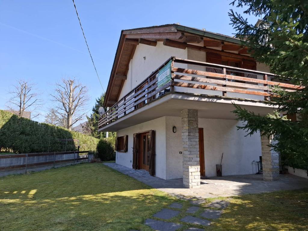 Villa a Santa maria maggiore in Via Giacomo Matteotti - Foto 4