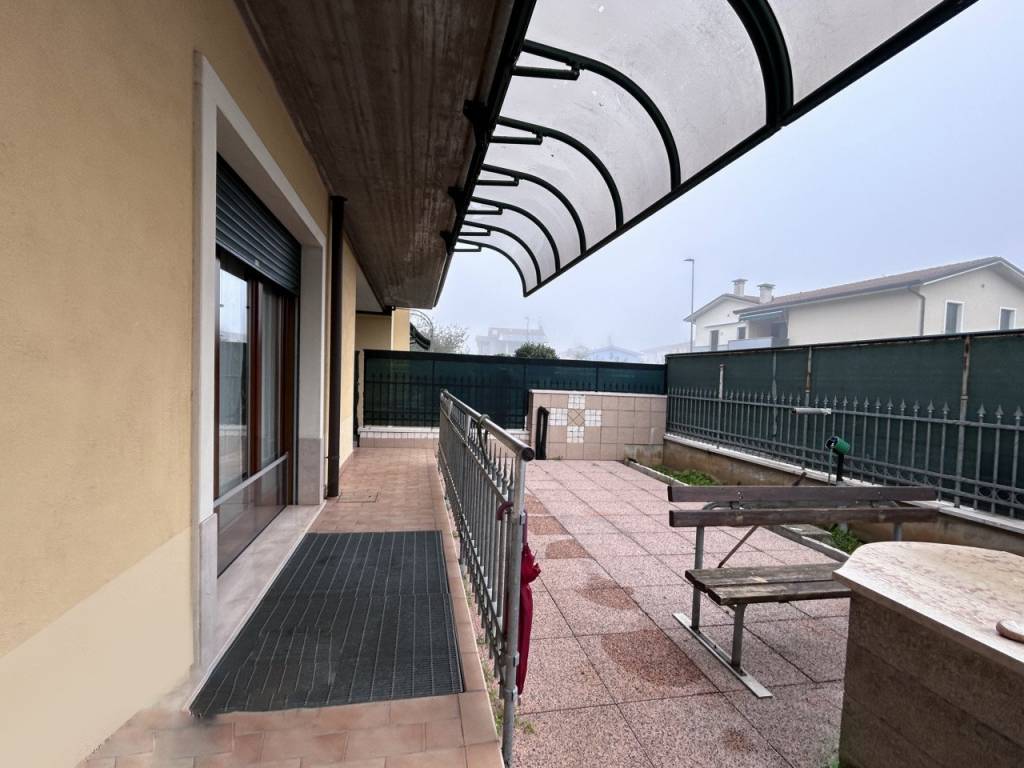 Villa a Villafranca di verona in Via Arduini - Foto 4