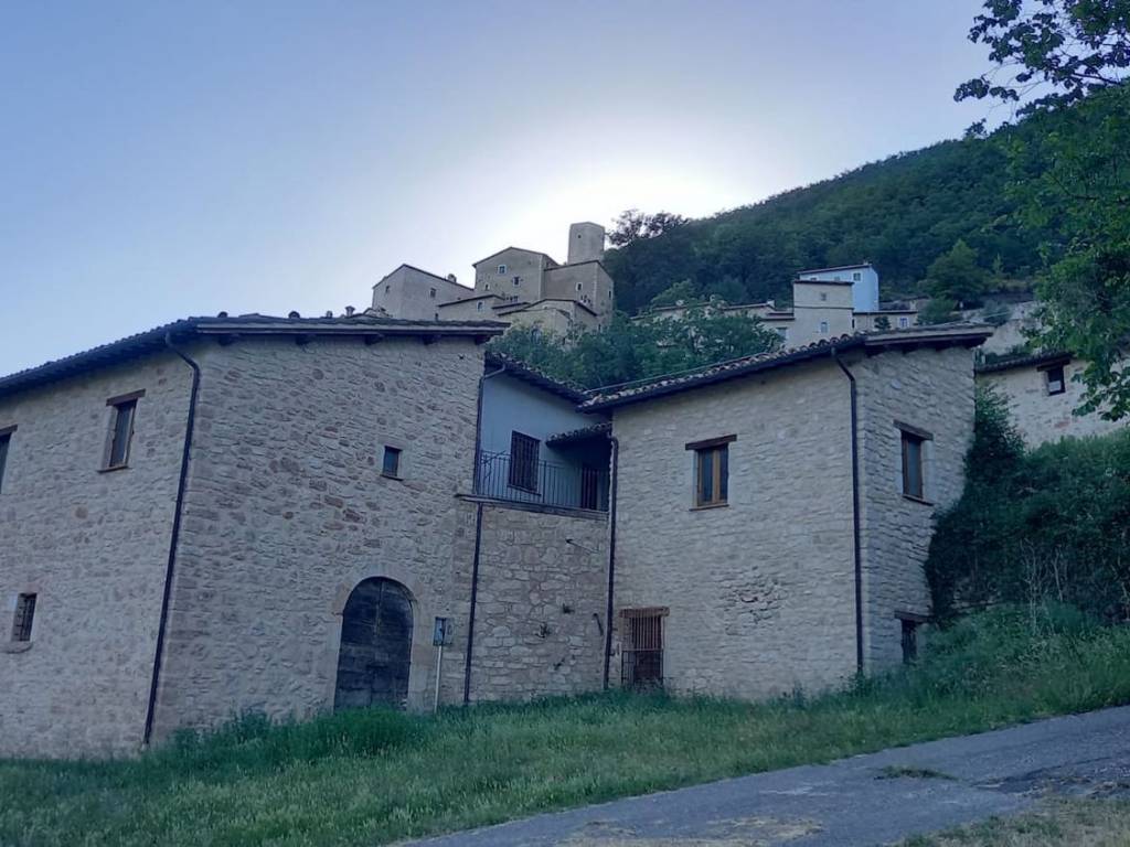 Rustico / casale a Sellano in Localita Postignano s.n.c - Foto 2